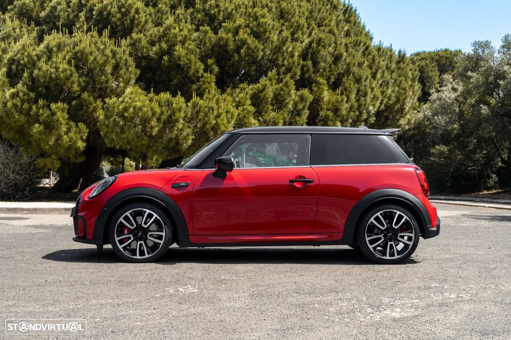 MINI 3 Portas John Cooper Works Plus Auto Desportiva - 3