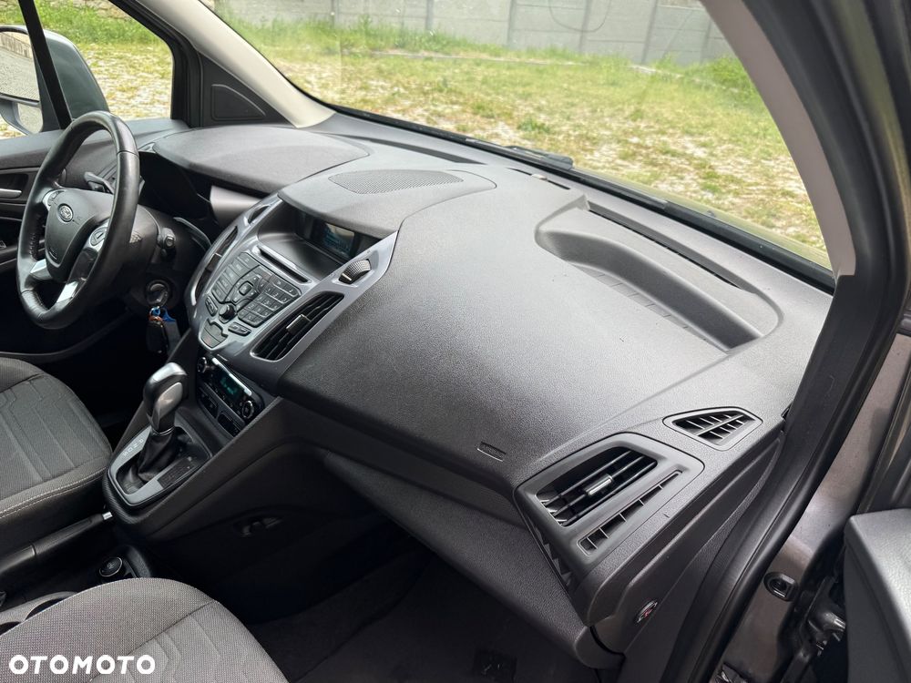 Ford Tourneo Connect Grand - 23