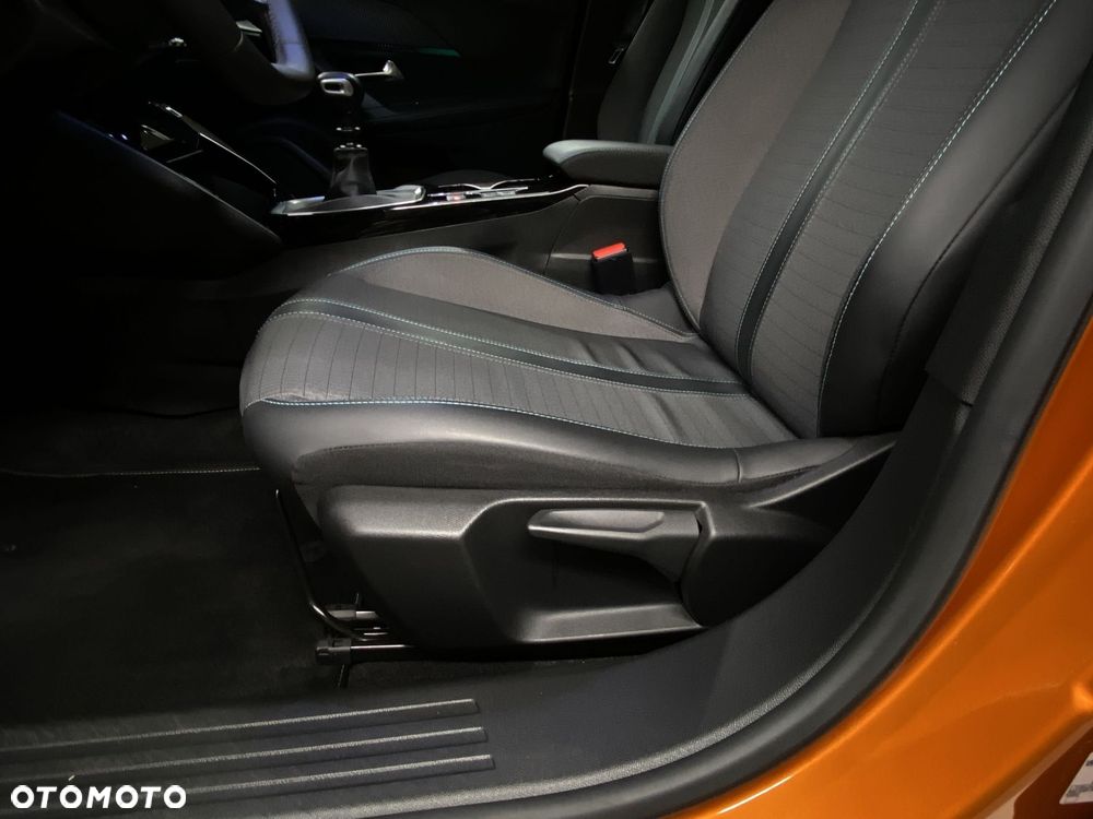 Peugeot 2008 - 18