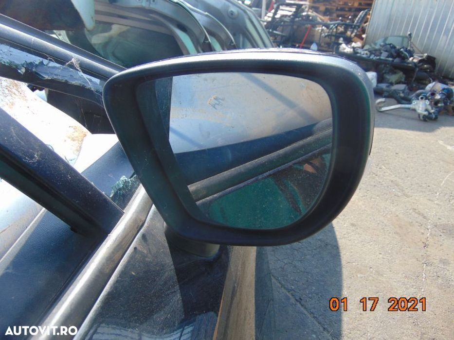 culoare rosu alb negru gri - 4