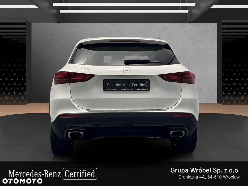 Mercedes-Benz GLA 200 Progressive - 5