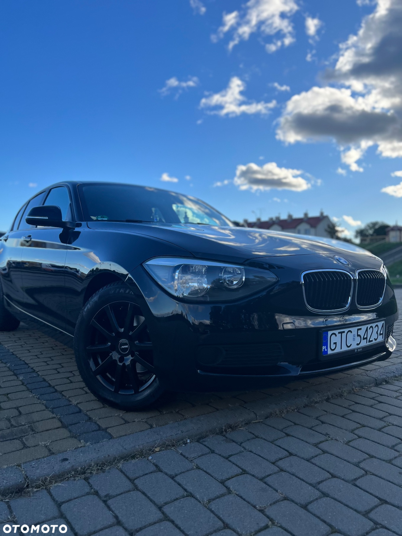 BMW Seria 1 114i - 4