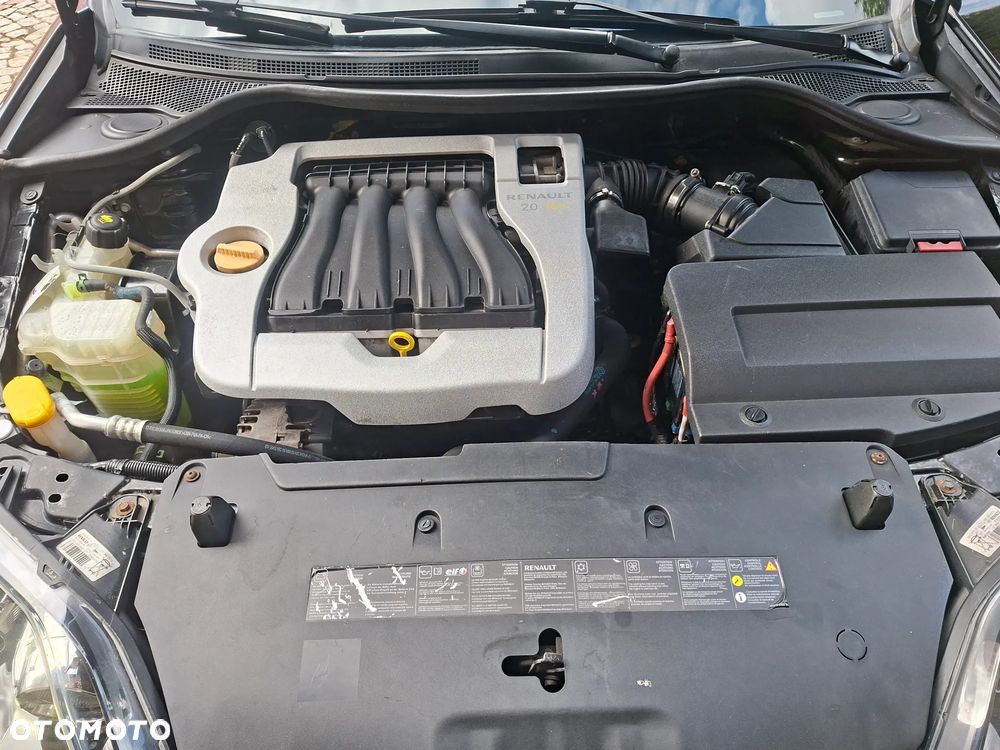 Renault Laguna 2.0 16V 140 Sportway - 26