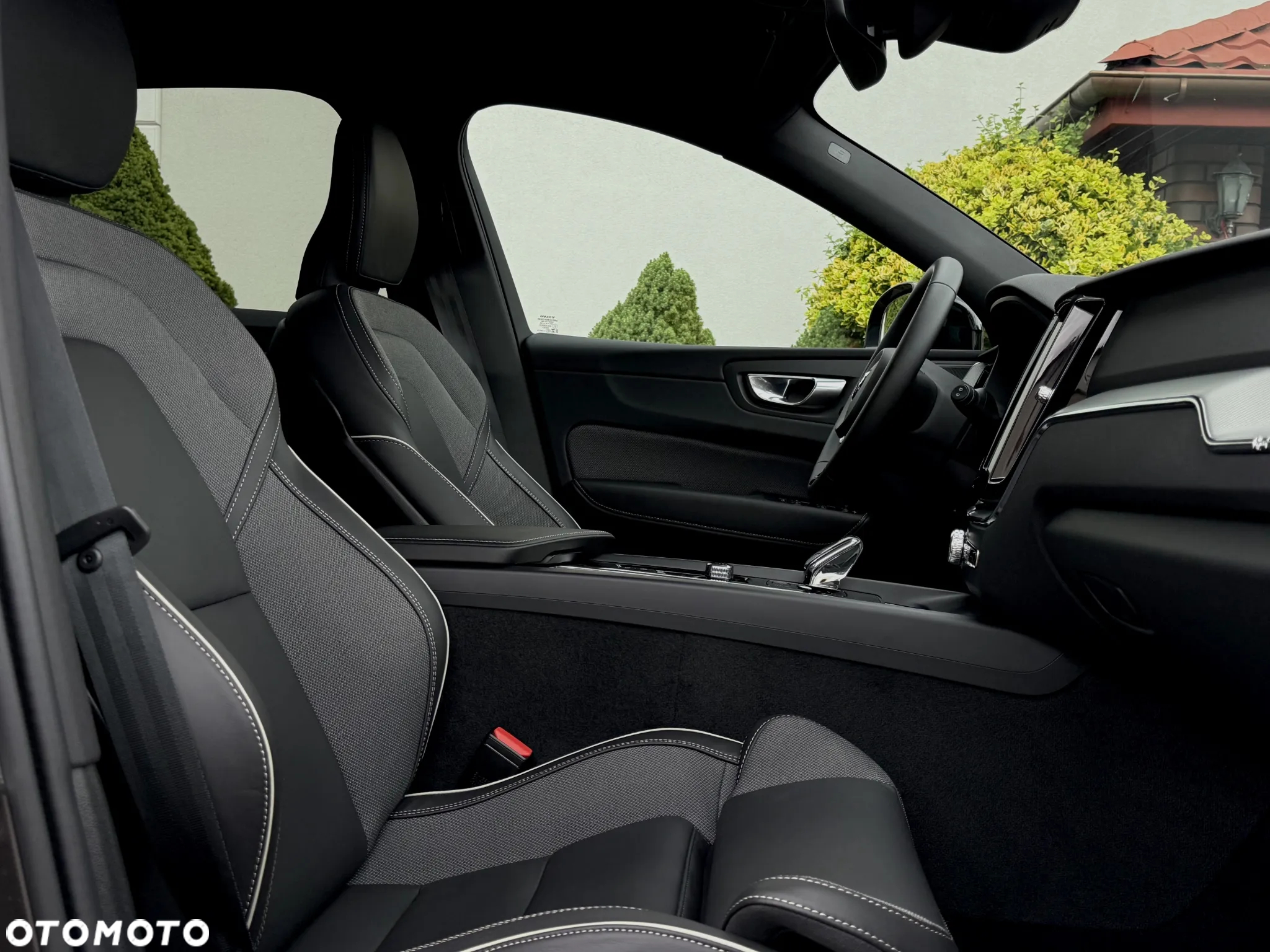 Volvo XC 60 B4 D AWD Geartronic RDesign - 11