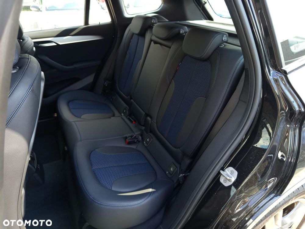 BMW X1 - 22