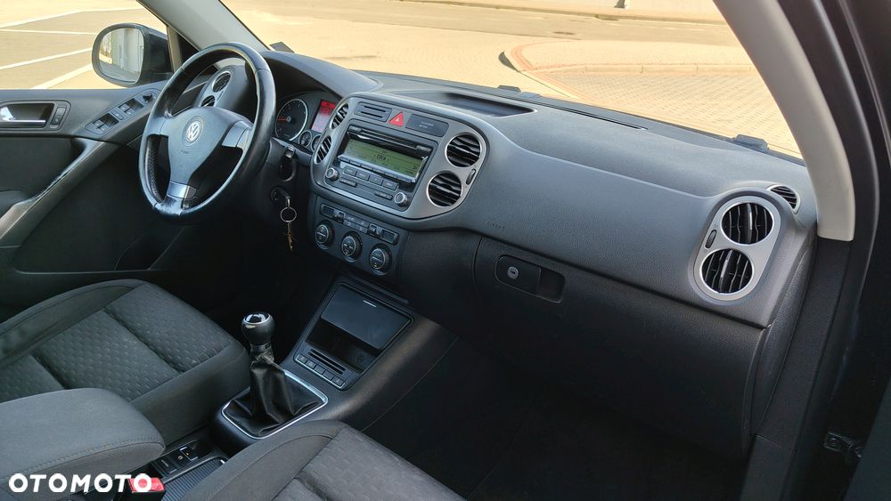 Volkswagen Tiguan 2.0 TDI DPF 4Motion BlueMotion Technology Track & Field - 7