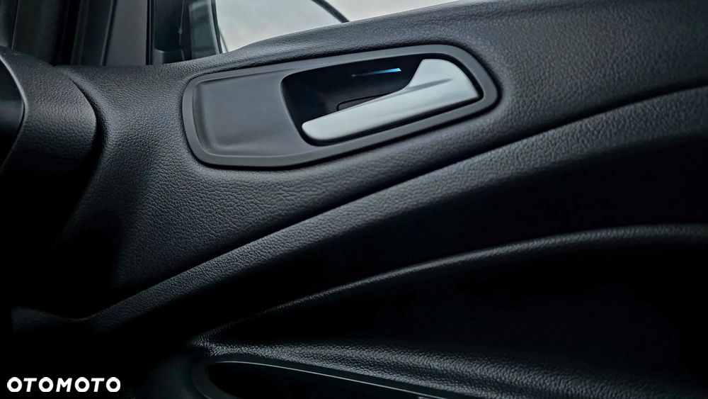 Ford Kuga 2.0 TDCi 4WD Titanium - 28