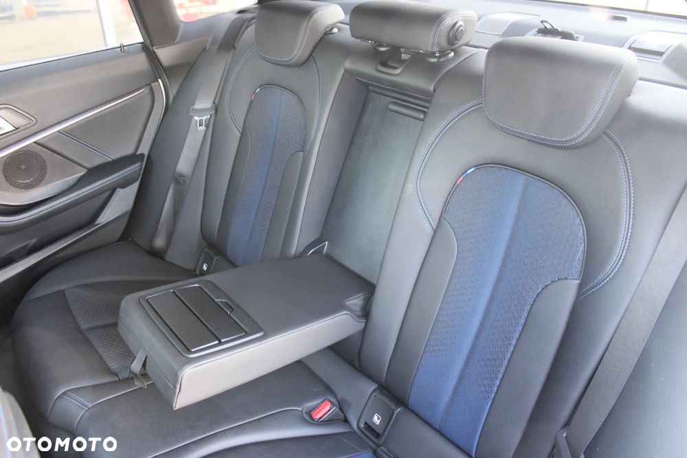 BMW Seria 2 218i M Sport sport - 22