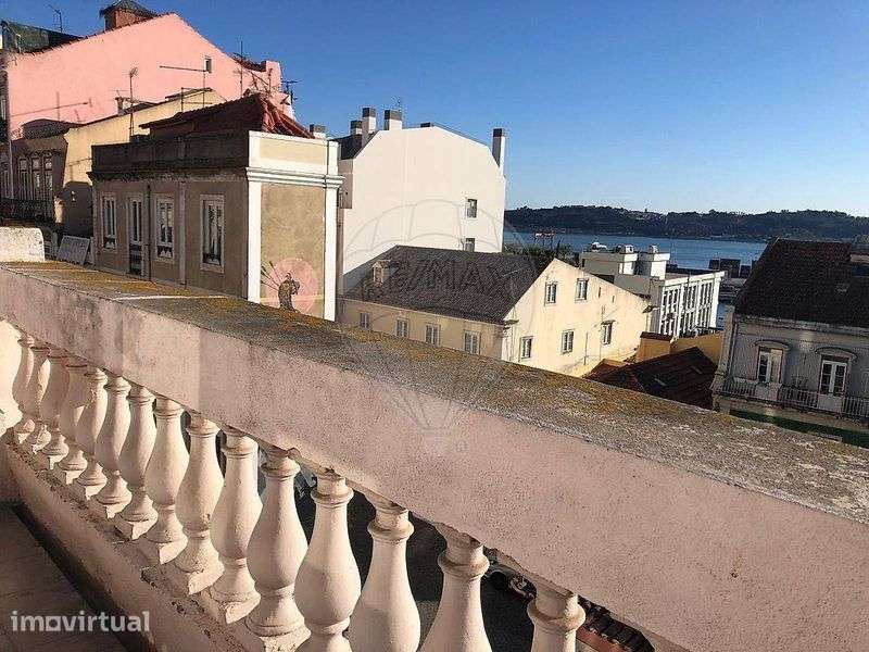 Building for SALE / City Centre Lisbon - Vista 2