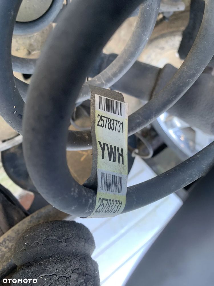 CADILLAC ESCALADE III 6.2 V8 2006-2014 SPRĘŻYNA ZAWIESZENIA TYLNA TYŁ LEWA PRAWA - 2