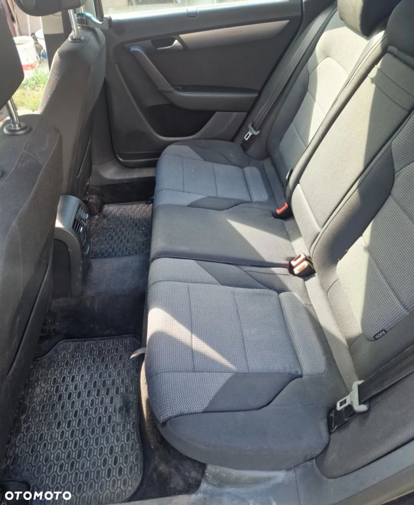 Volkswagen Passat 1.8 TSI Comfortline - 3