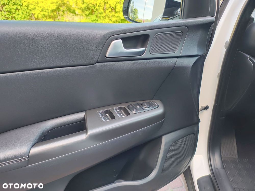 Kia Sportage 1.6 T-GDI Business Line 4WD - 10