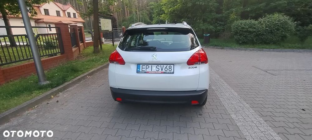 Peugeot 2008 1.2 Pure Tech Active EU6 - 10