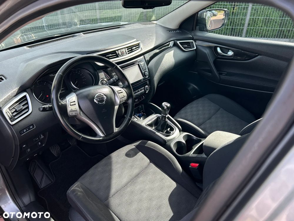 Nissan Qashqai - 10