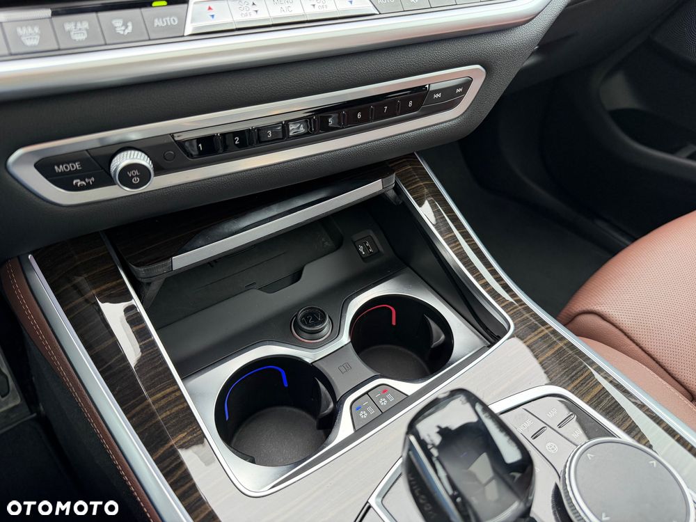 BMW X5 xDrive45e - 23