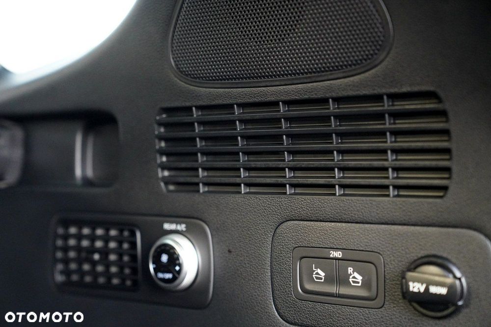 Hyundai Santa Fe - 12