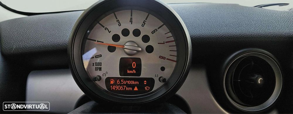 MINI 3 Portas One 1.6 - 17