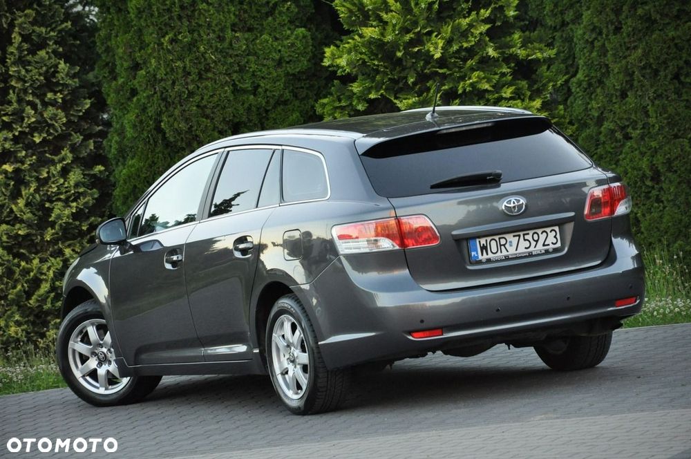 Toyota Avensis Touring Sports 1.8 Multidrive S Comfort - 22
