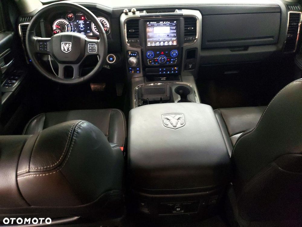 Dodge RAM 5.7 4x4 - 8
