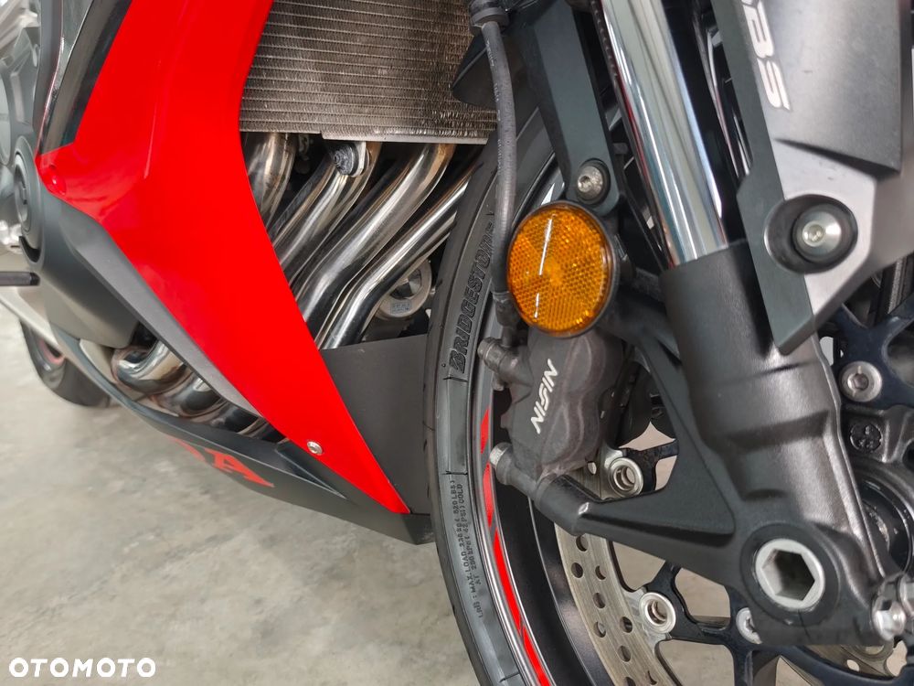 Honda CBR - 17