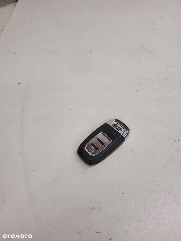 KLUCZYK PILOT AUDI A5 S5 LIFT 8T0959754AB - 1