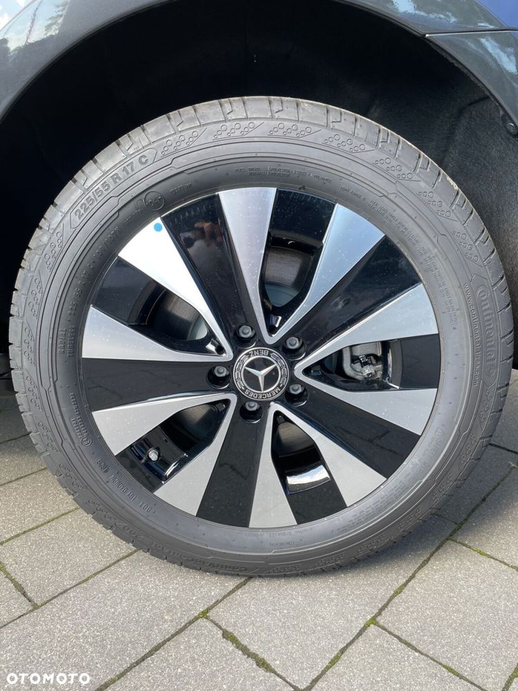 Mercedes-Benz Vito - 25