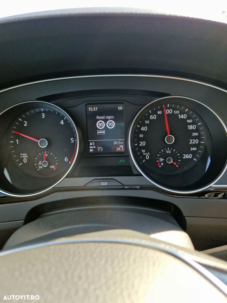 Volkswagen Passat Variant 2.0 TDI DSG (BlueMotion Technology) Comfortline - 9