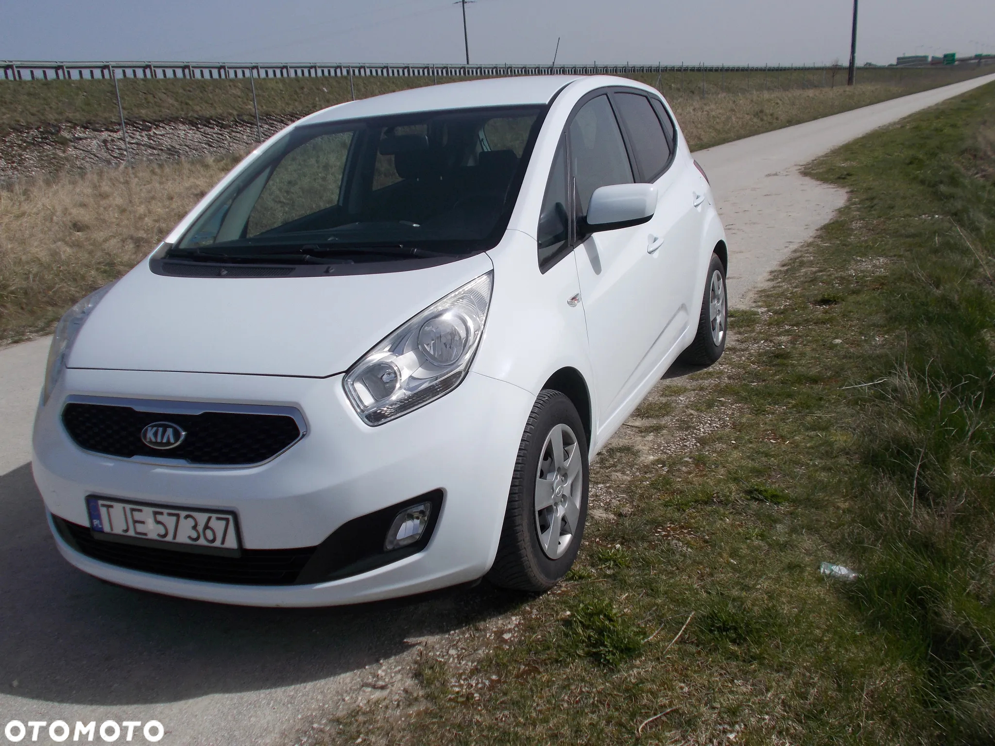 Kia Venga 1.4 CVVT Business Line - 3