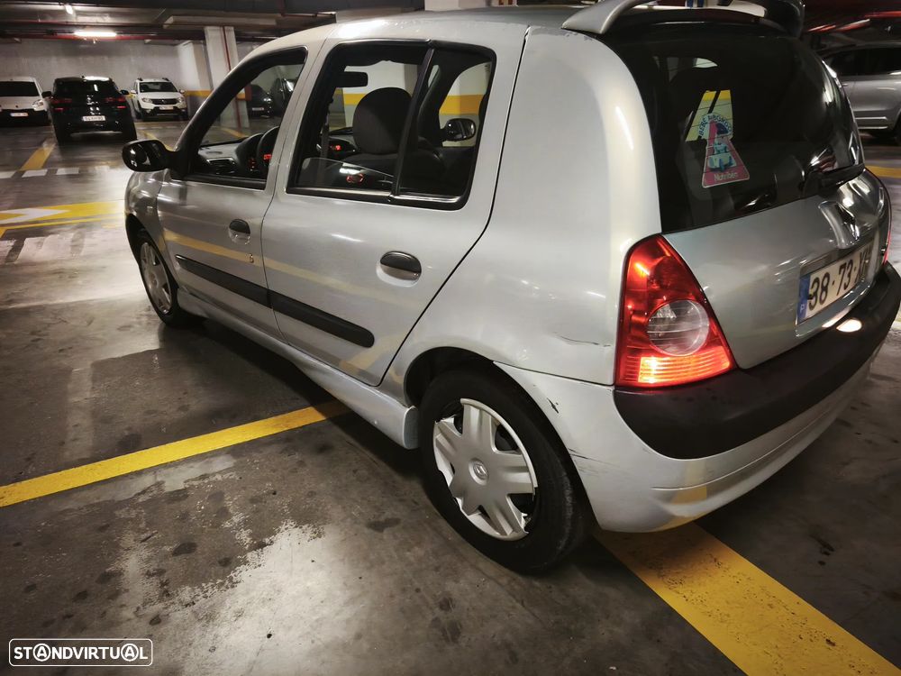 Renault Clio 1.2 Confort Authentique - 23