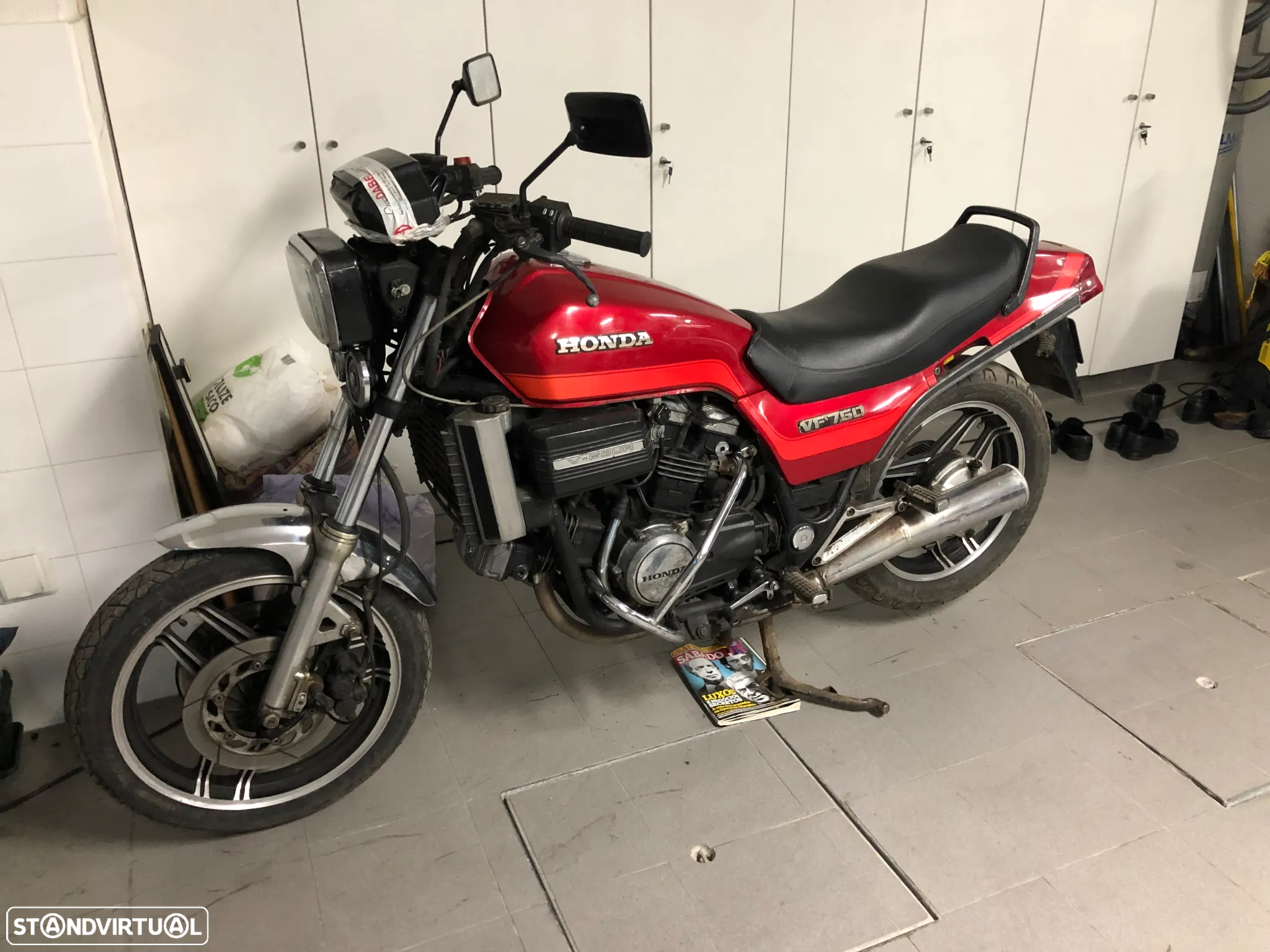 Honda VF Honda VF750 V45 SABRE - 3