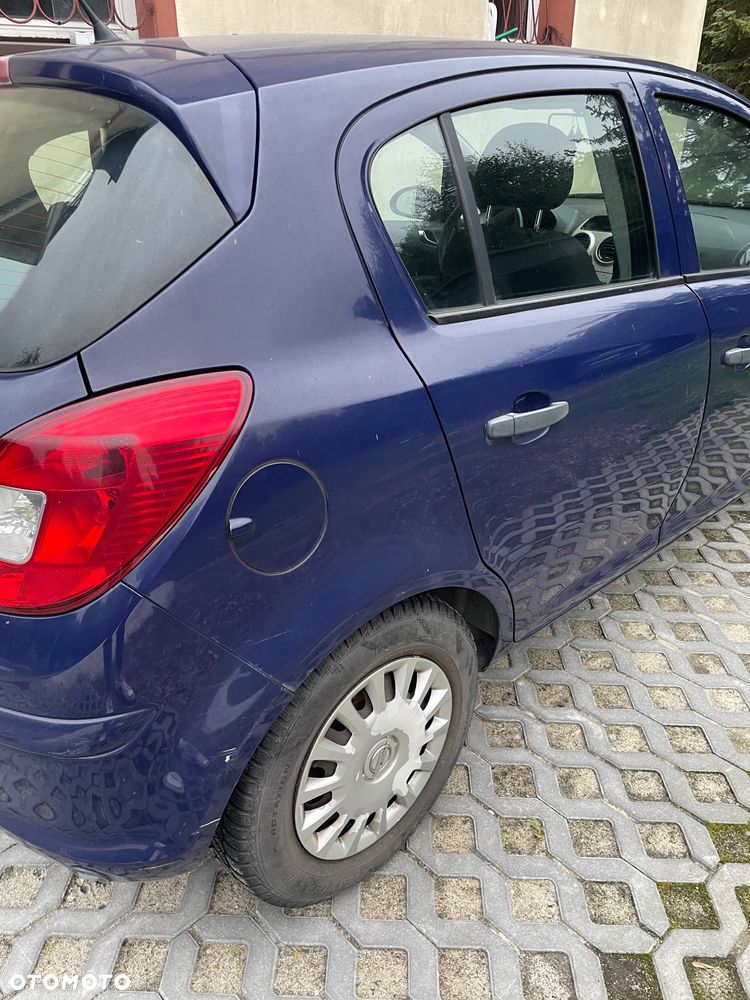 Opel Corsa - 4