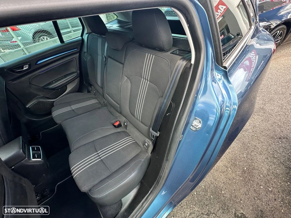 Renault Mégane Sport Tourer 1.5 dCi GT Line - 17