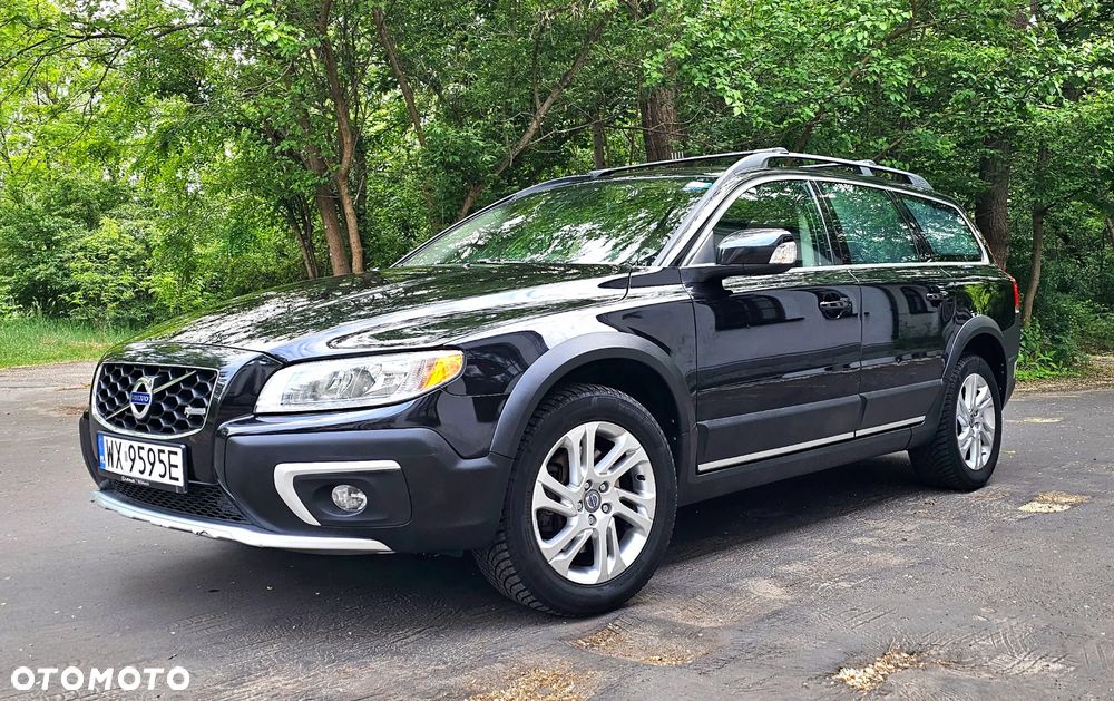 Volvo XC 70 D5 AWD Momentum - 3