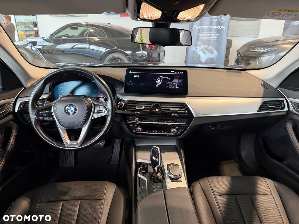 BMW Seria 5 520d xDrive Business Edition - 18