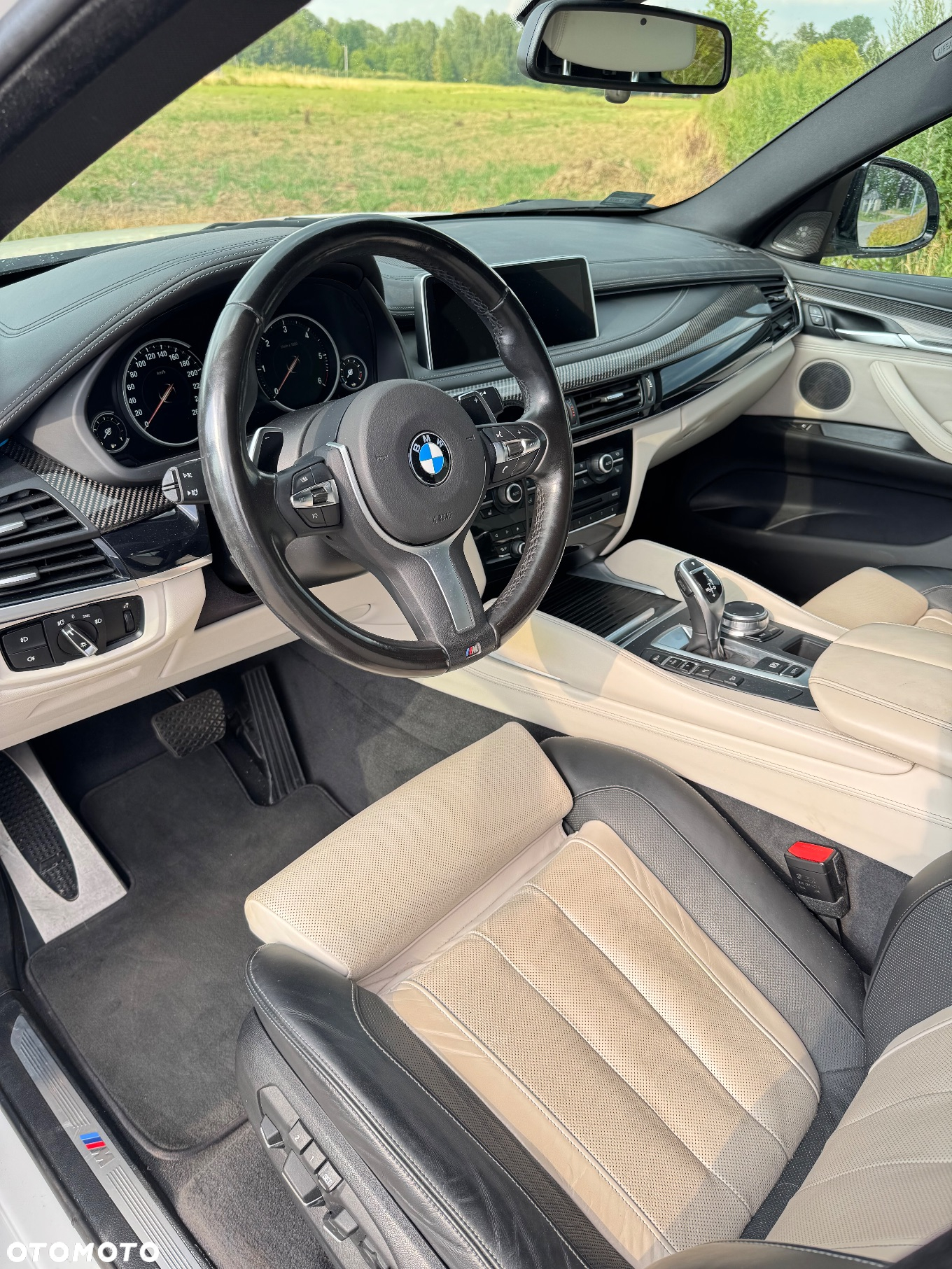 BMW X6 xDrive30d - 13