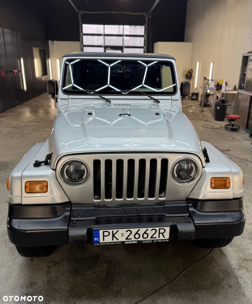Jeep Wrangler 4.0 Sahara - 2