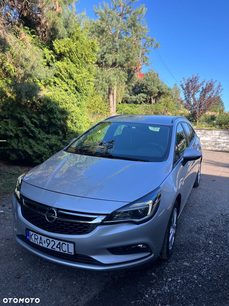 Opel Astra IV 1.6 CDTI - 2