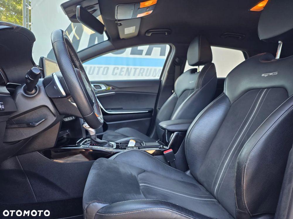 Kia ProCeed 1.5 T-GDI DCT7 OPF GT LINE - 17
