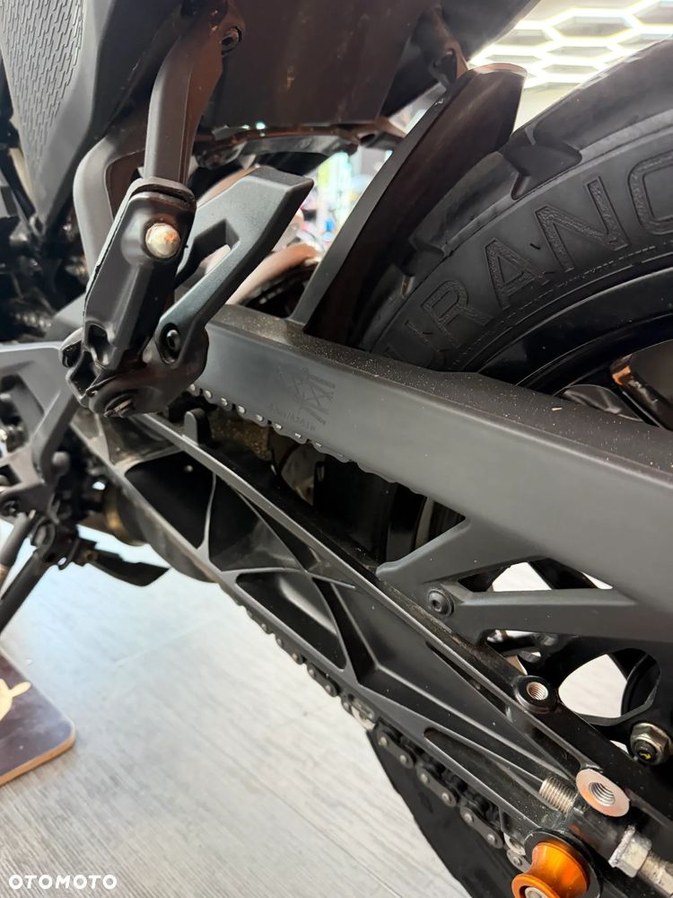 KTM Adventure 390 - 26