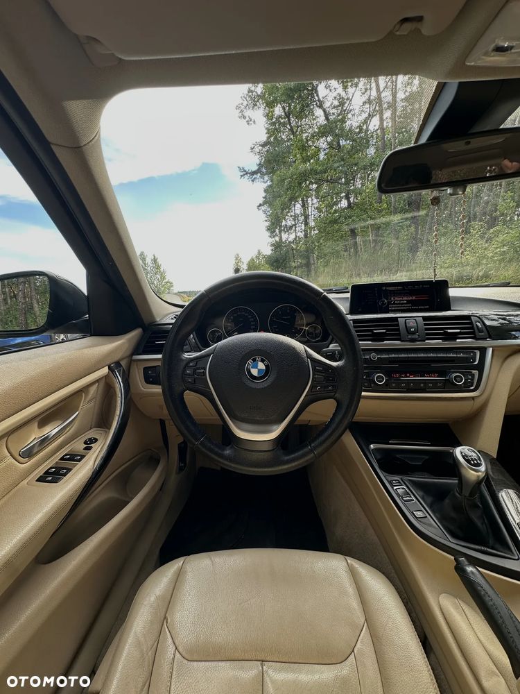 BMW Seria 3 320d Blue Performance Luxury Line - 13
