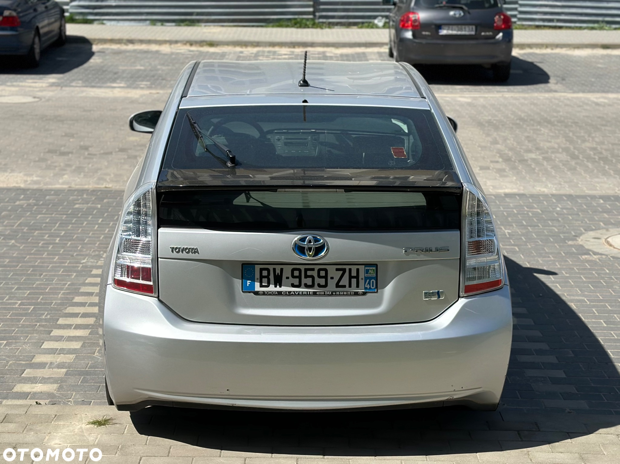 Toyota Prius (Hybrid) Comfort - 6