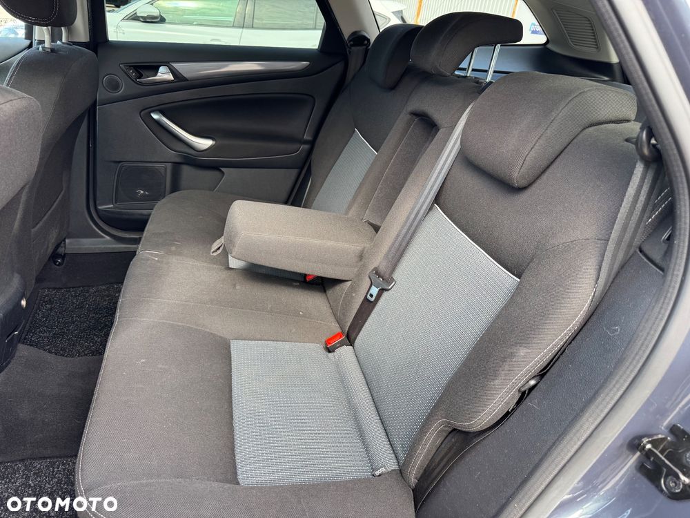 Ford Mondeo 1.6 Eco Boost Start-Stopp Champions Edition - 18