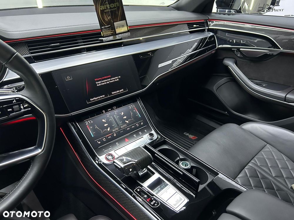 Audi S8 - 3