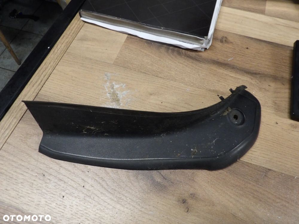 BMW - F30 - OSŁONA  , RYNIENKA ODWADNIAJĄCA - PRAWA/LEWA - TYŁ - CENA ZA 1 SZT - 7290651  7290652 - 3