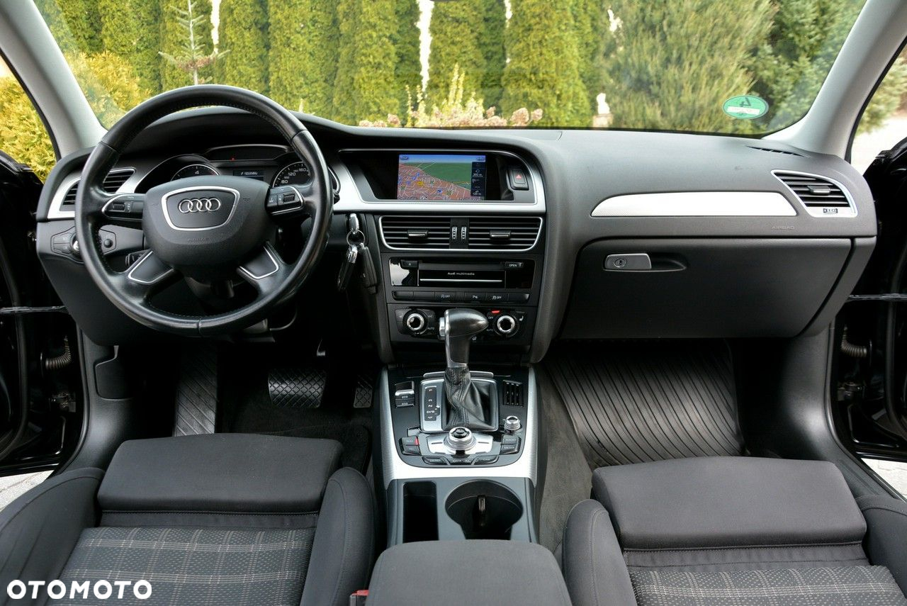 Audi A4 - 24