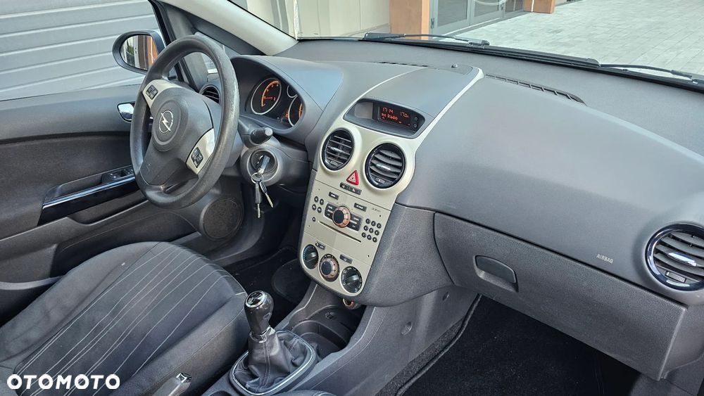 Opel Corsa 1.2 16V Enjoy - 6