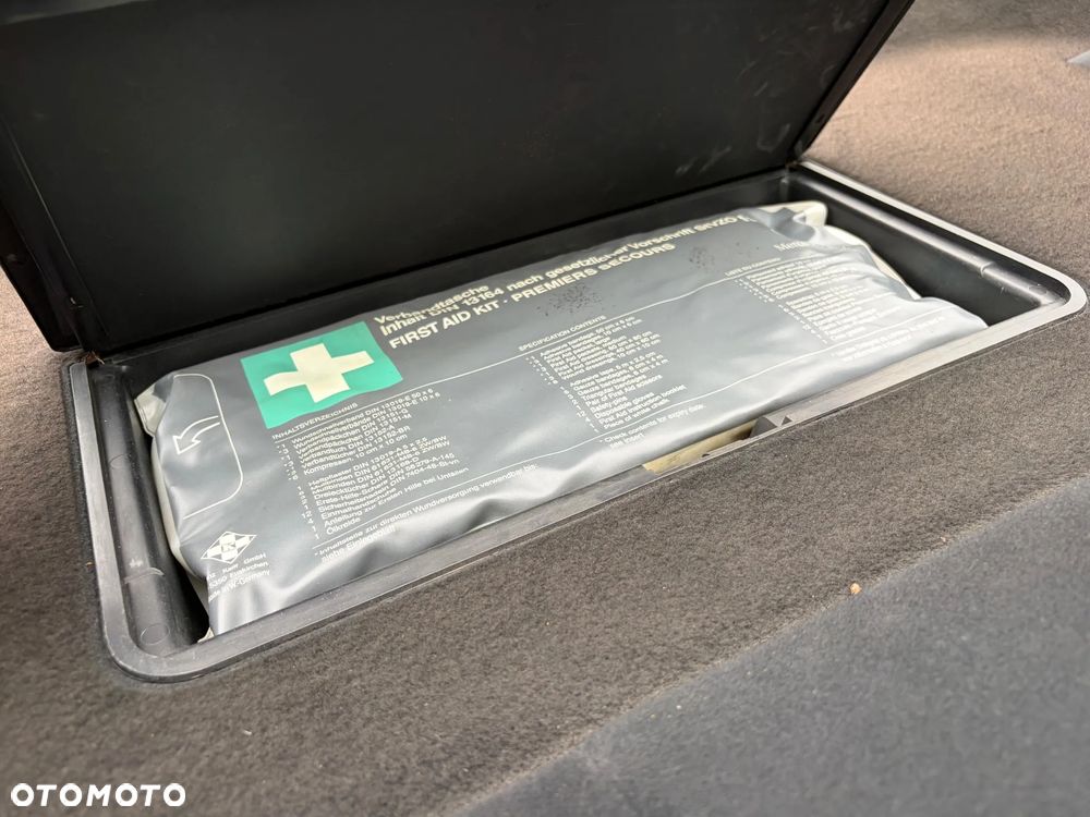 Mercedes-Benz W124 (1984-1993) - 17