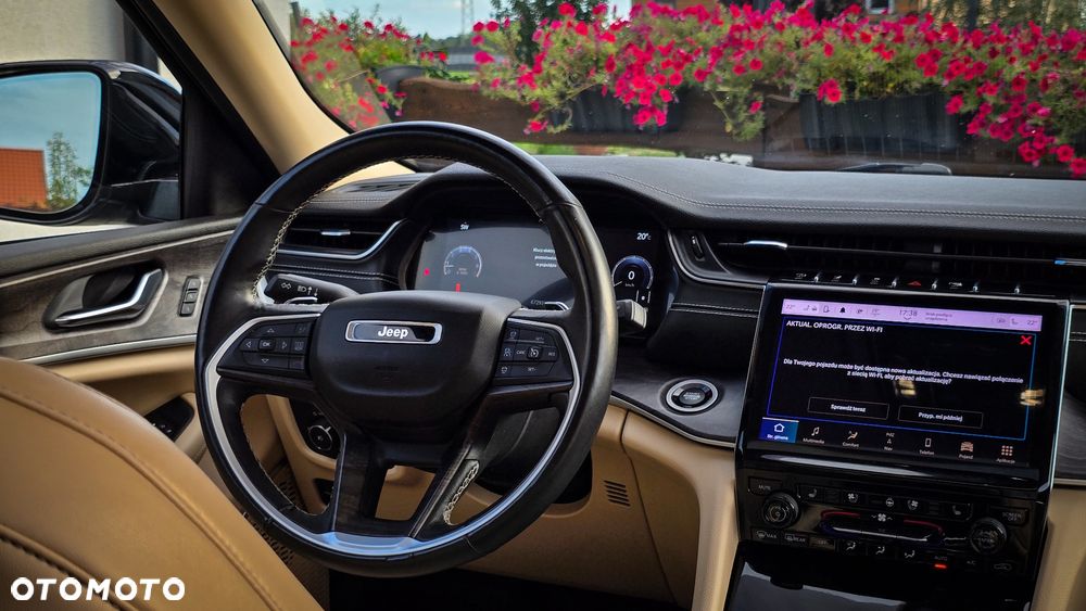 Jeep Grand Cherokee - 20