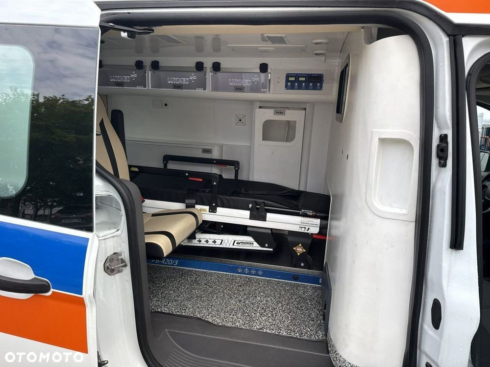 Ford Transit Connect - 15