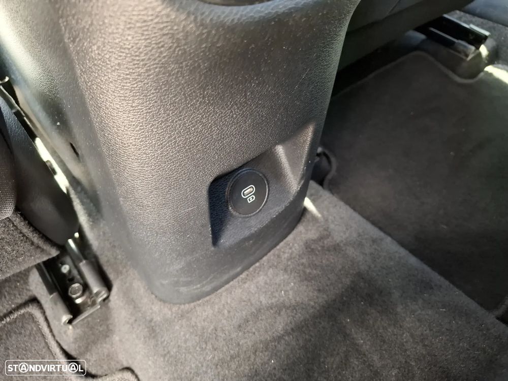 Kia XCeed 1.5 T-GDI Sport - 32
